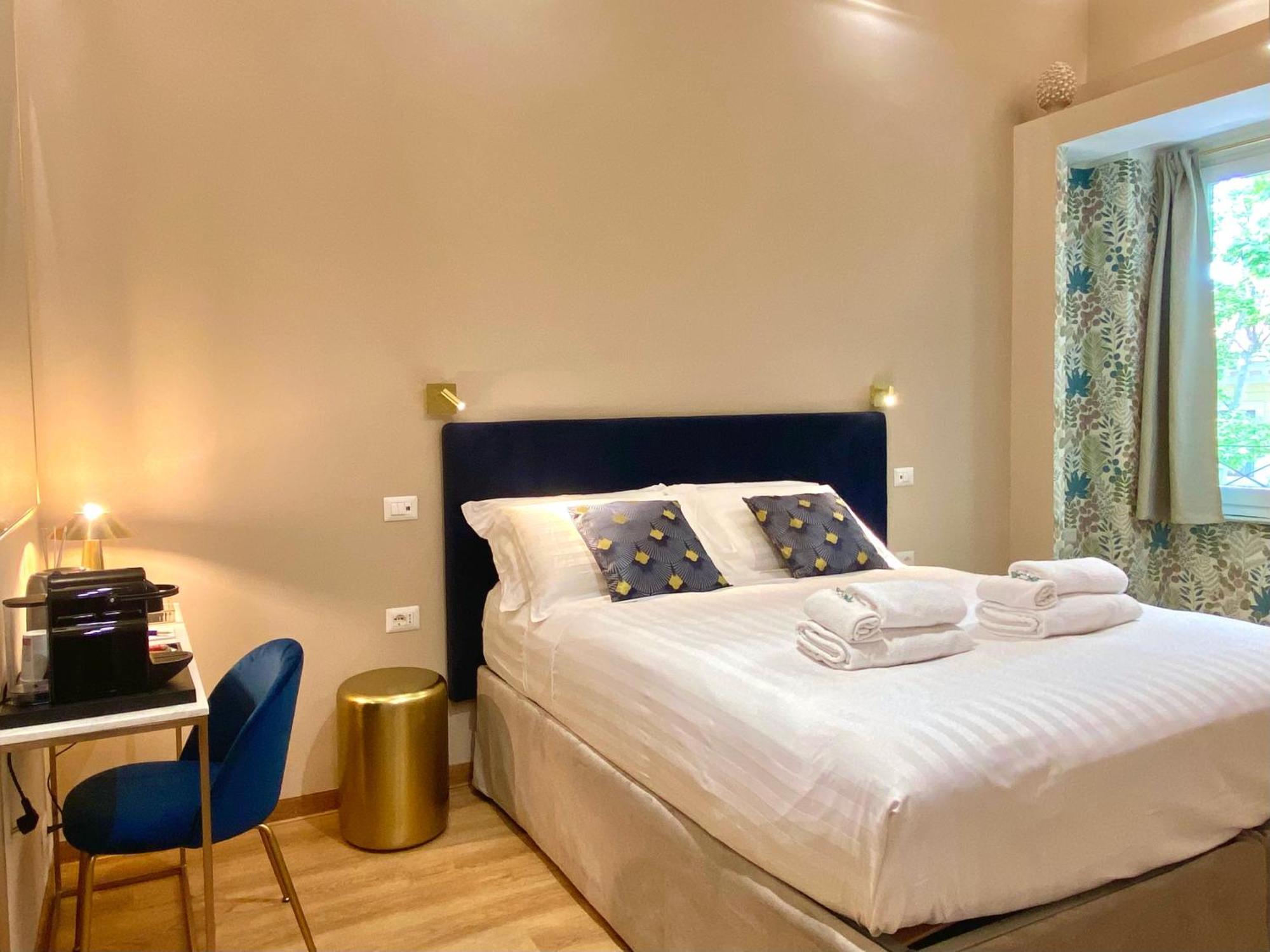 Queen Of Rome Luxury Rooms Ngoại thất bức ảnh