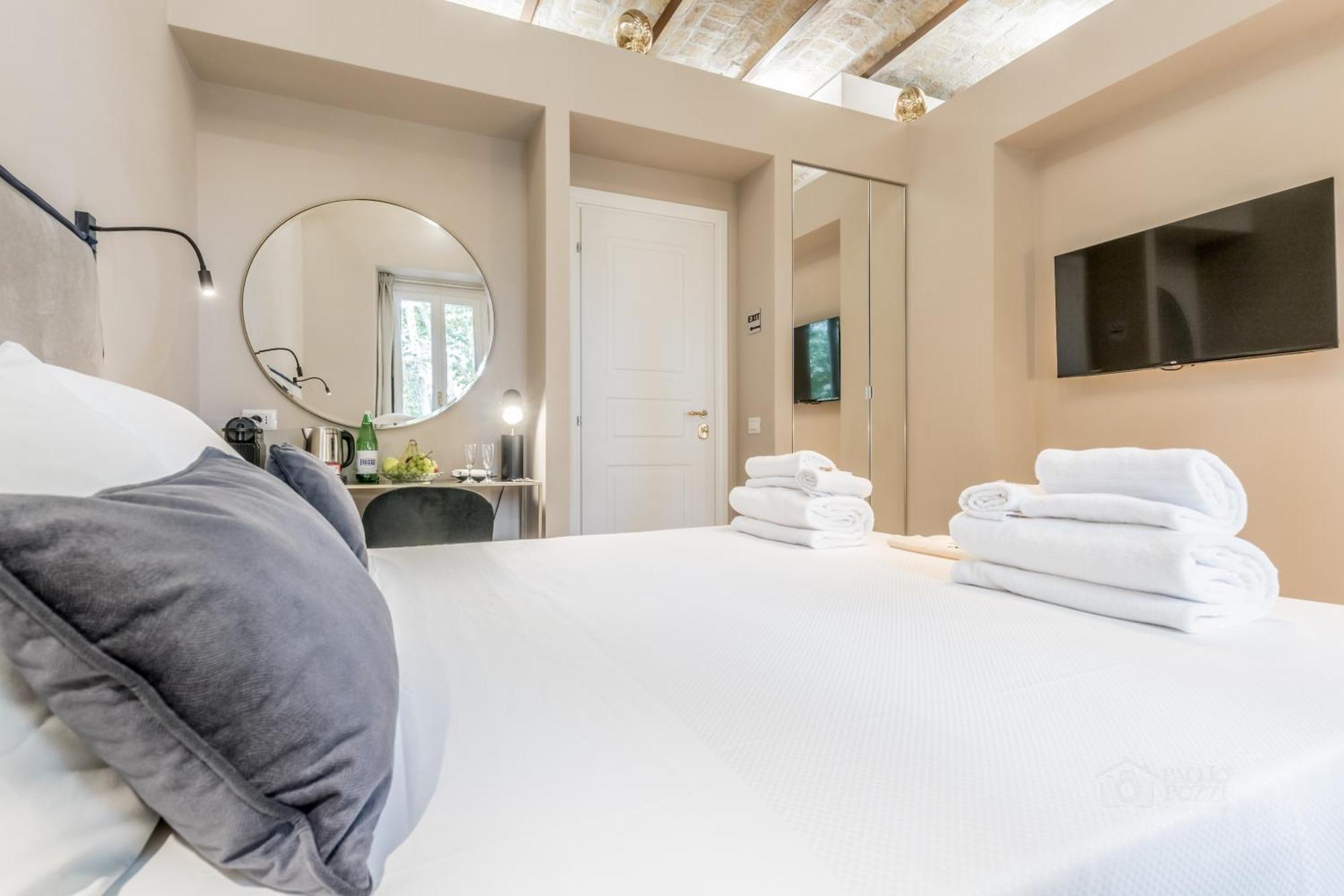 Queen Of Rome Luxury Rooms Ngoại thất bức ảnh