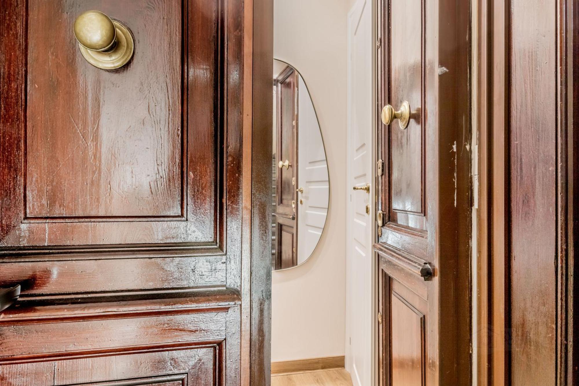 Queen Of Rome Luxury Rooms Ngoại thất bức ảnh
