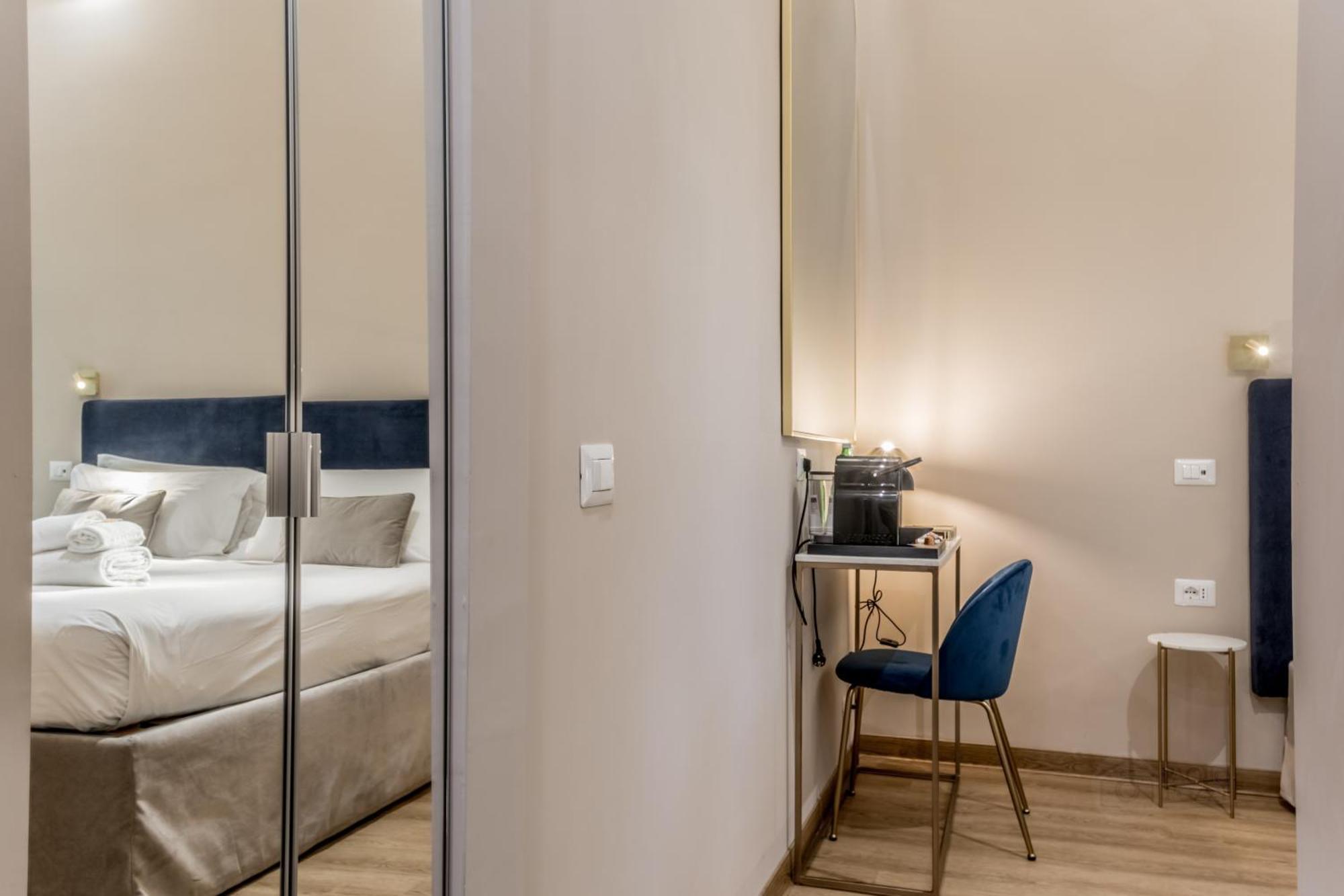 Queen Of Rome Luxury Rooms Ngoại thất bức ảnh