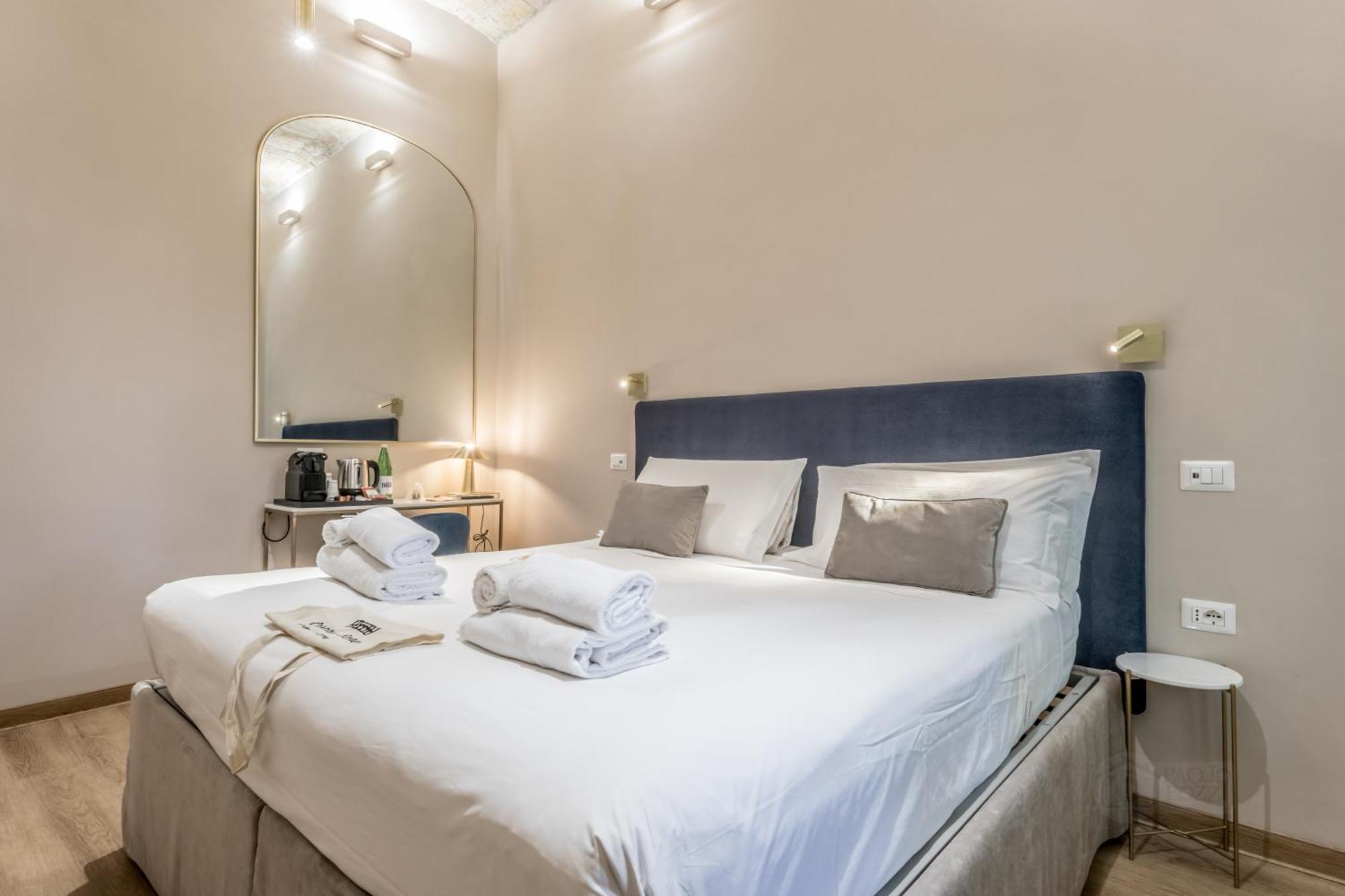 Queen Of Rome Luxury Rooms Ngoại thất bức ảnh