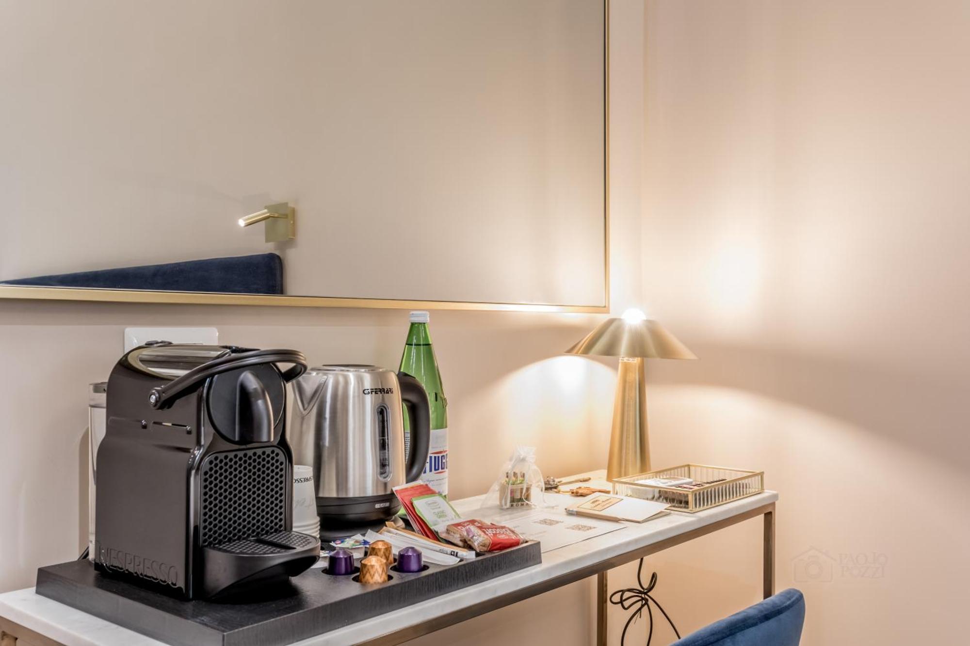 Queen Of Rome Luxury Rooms Ngoại thất bức ảnh